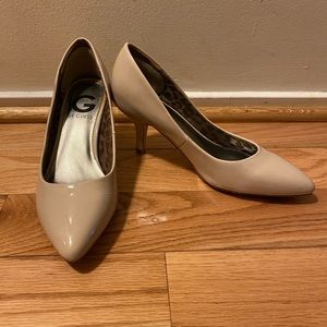 🎗GUESS nude pumps🎗